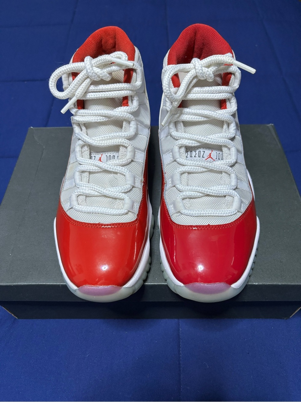 Jordan 11 Retro High Cherry 2022 Size 8